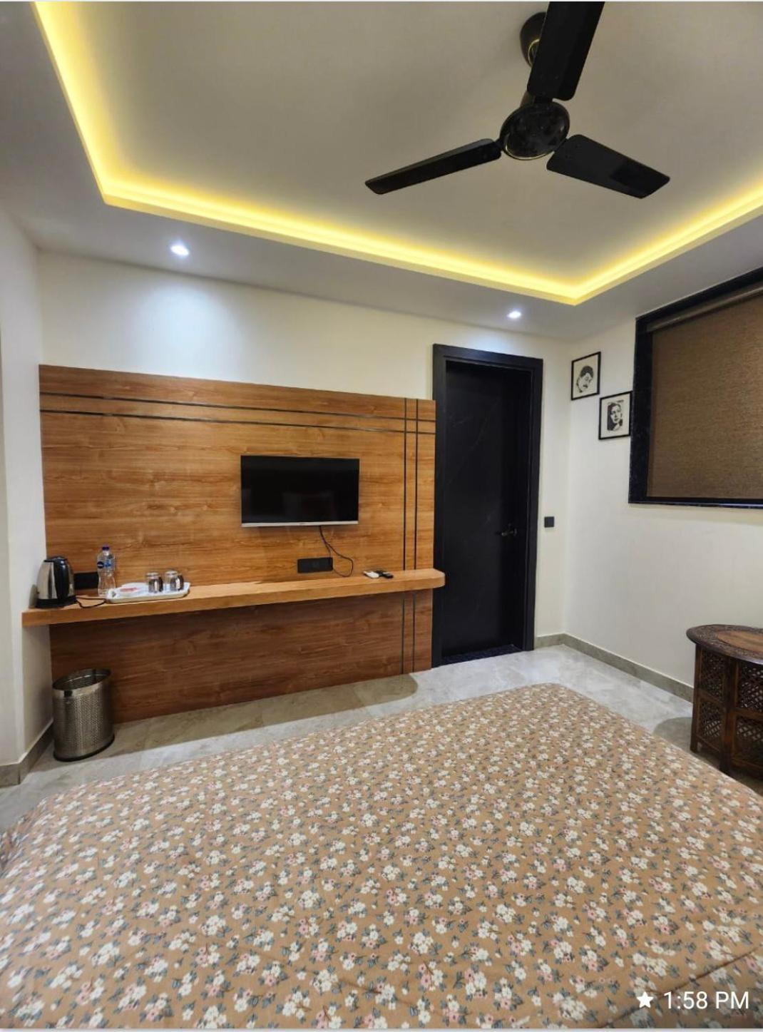 Khas Mahal Homestay Agra  Exteriör bild